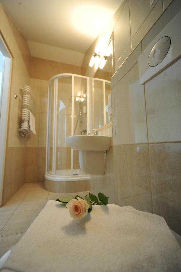 Hotel Mateo Stopnica 외부 사진